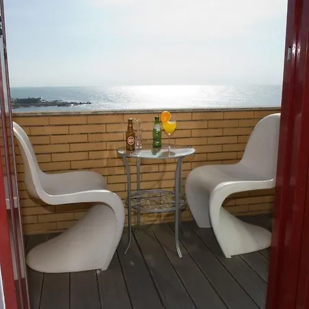 波尔图赛公寓 公寓 *